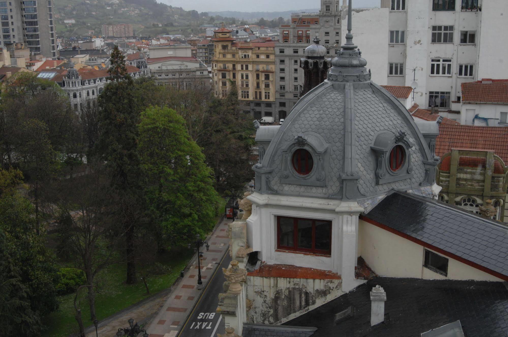 Hôtel Santacruz à Oviede Extérieur photo